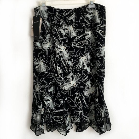 Karen Kane floral skirt size 8 - Picture 2 of 8